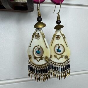 Boho Vintage-Inspired Statement Earrings – Brass, Horn, Turquoise Beads & Fringe